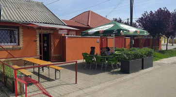 Taverna Gyros outside