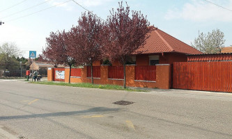 Taverna Gyros outside