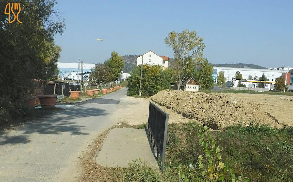 Tópark Étterem Kint