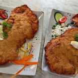 Schnitzel-ház Étterem Étel