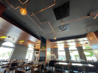 Margaret's Pub