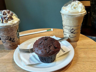 Starbucks Bazilika