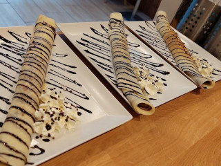 J&g Palacsintafaló • Giant Crepes Óriás Palacsinta