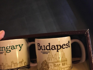 Starbucks Oktogon