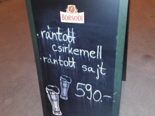 Mackó Bistro