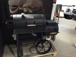 Monolith Grill
