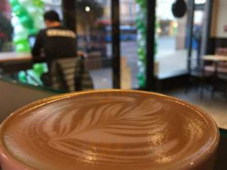 Starbucks Coffee Kiraly