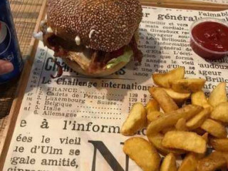 Attaboy Streat Food Bistro