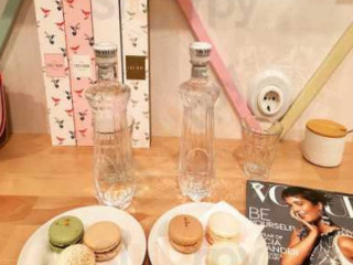 Chez Dodo Artisan Macarons And Café